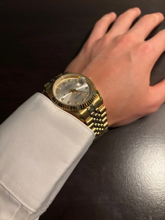 Luxury Watch - Picture 1 of 5